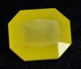 Yellow smithsonite with red photoluminescence from China